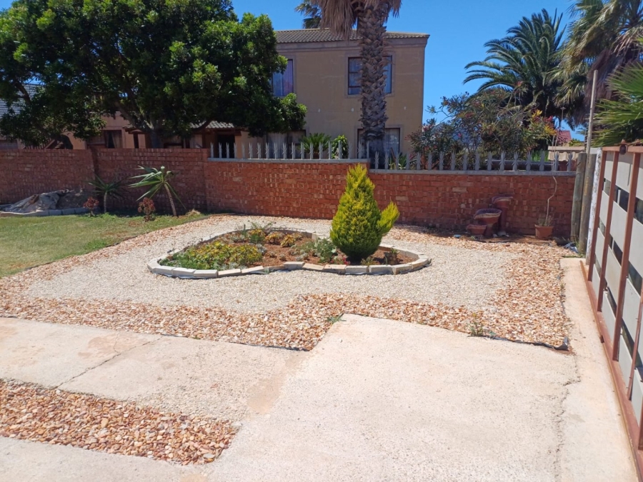 2 Bedroom Property for Sale in C Place Eastern Cape